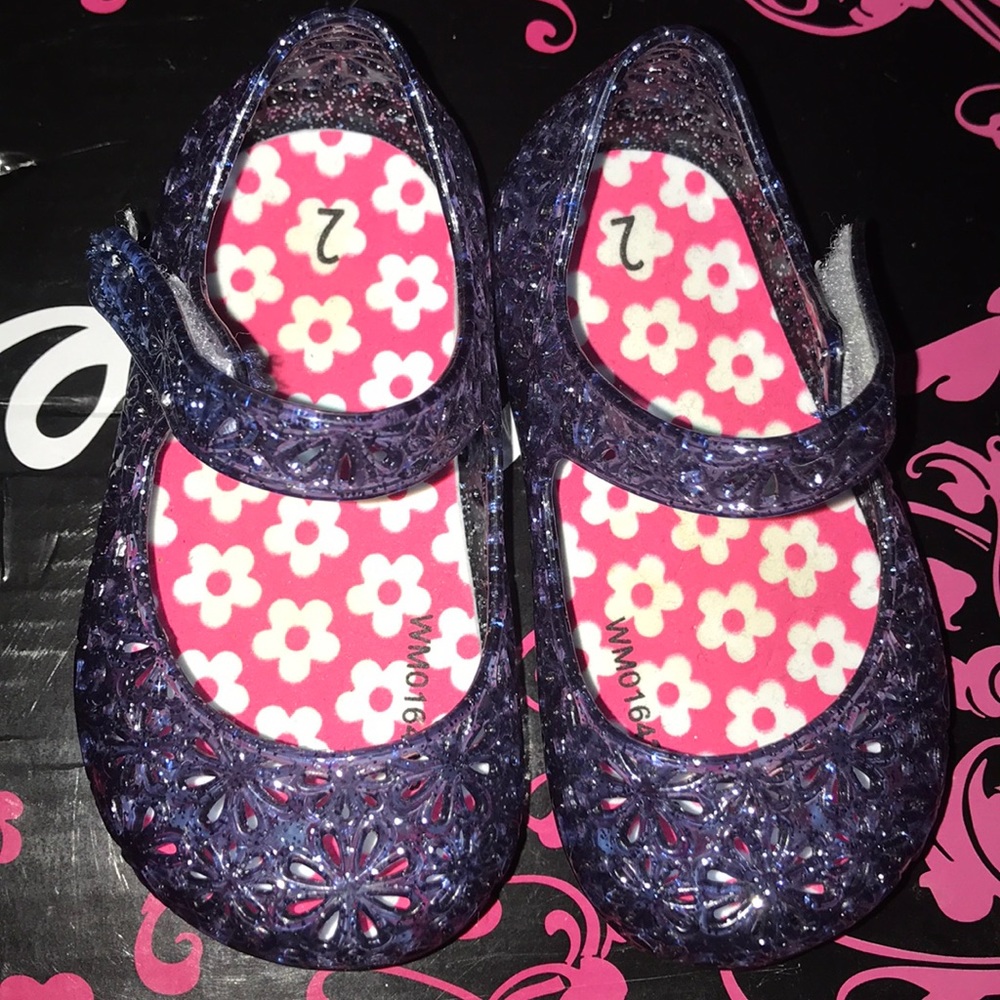 Baby girl shoe lot sizes 1C and 2C